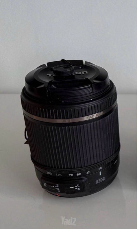 עדשת Tamron 18-200