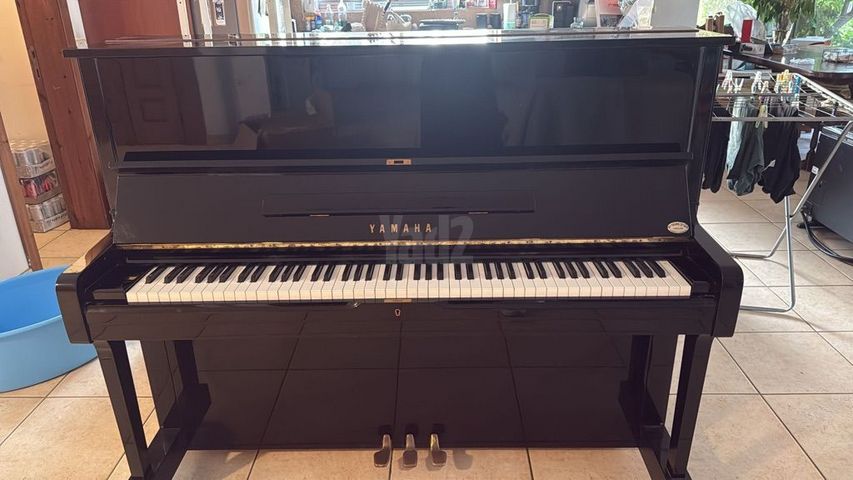 פסנתר yamaha u1