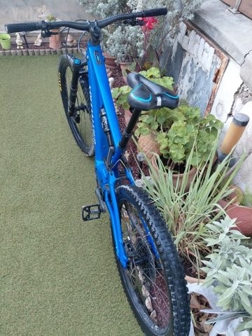 חשמלוק specialized