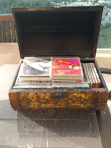 52 דיסקים  cd