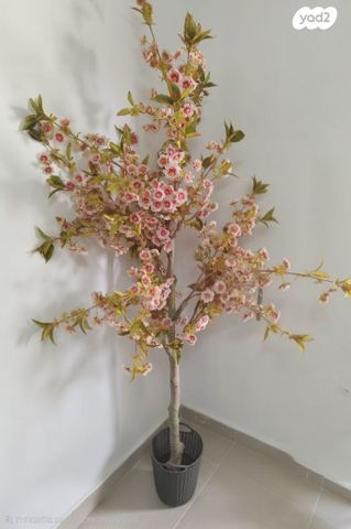 עץ מלאכותי