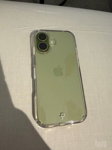 iPhone 17