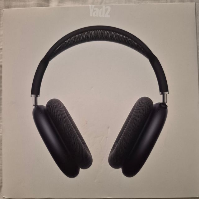AirPods Max2 with smart case