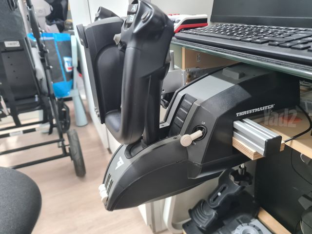 מצערת Thrustmaster TCA Boeing