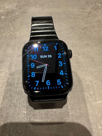 שעון חכמה Apple series 4