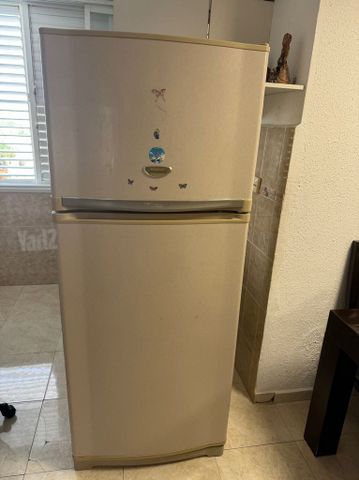 מקרר sharp