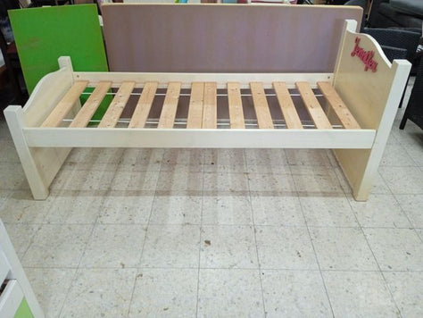 מיטת נוער