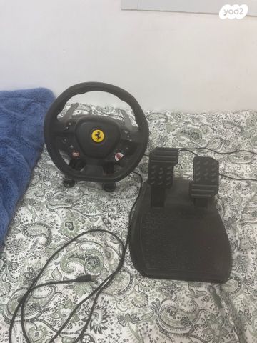 ThrustMasterT80 Ferrari488 PS4