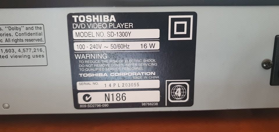 נגן DVD/CD TOSHIBA