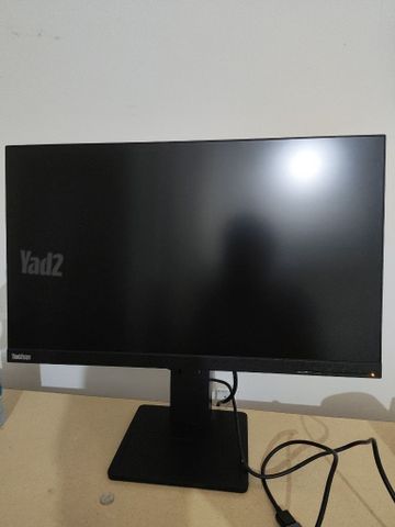 מסך מחשב lenovo thinkvision
