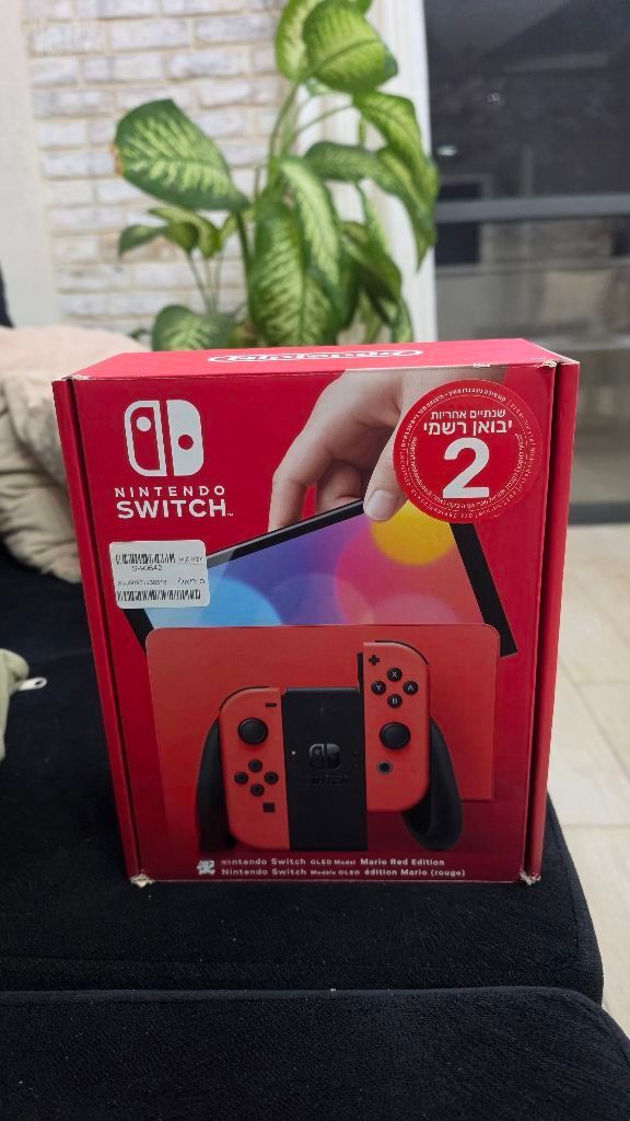 Nintendo switch mario red