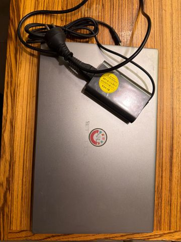 מחשב DELL דגם Vostro 5510