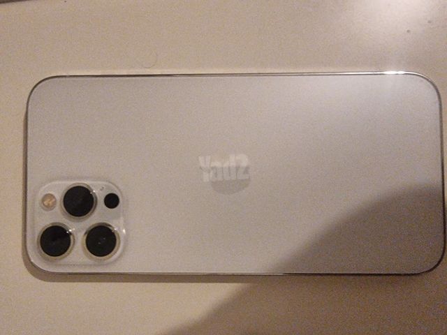 אייפון 12  pro max