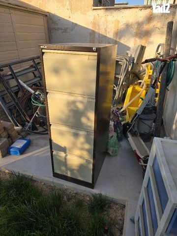 ארון מתכת