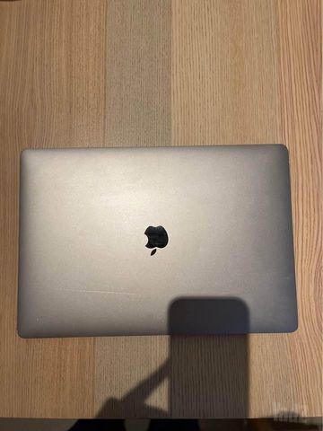 MacBook Pro 2019