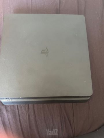 פלייסטיישן 4 slim