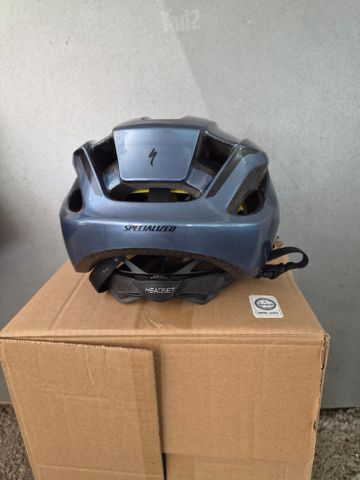 קסדת Specialized Align II