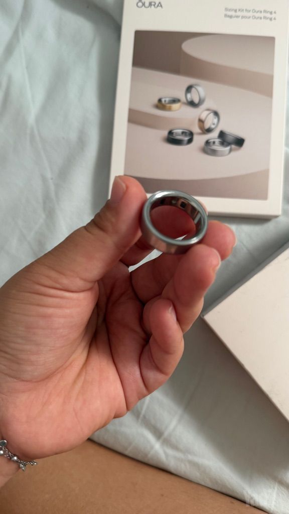 Oura 4 טבעת חכמה