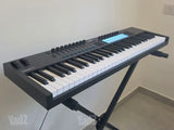 Launchkey 61 MK4 + סטנד