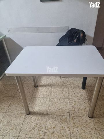 שולחן