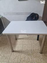 שולחן