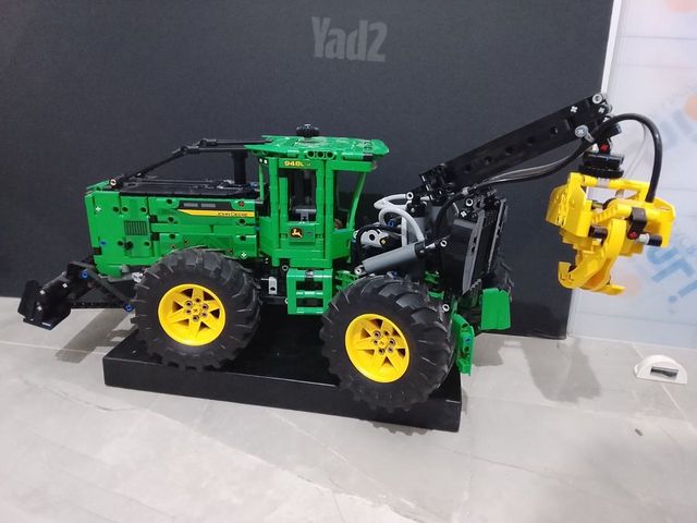 Lego-John Deer (42157)-Technic