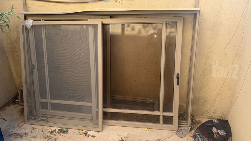 חלונות הזזה