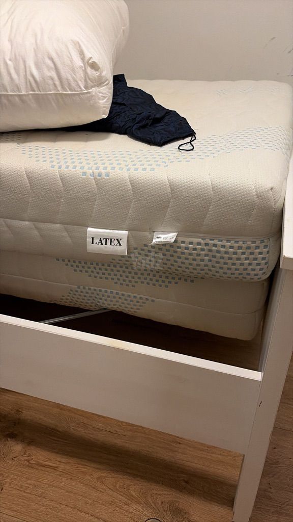 מזרן יחיד
