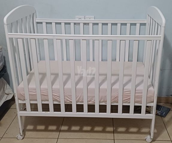 מיטת תינוק