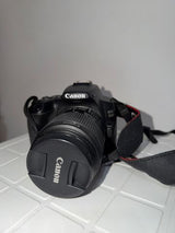 למכירה – Canon EOS 250D