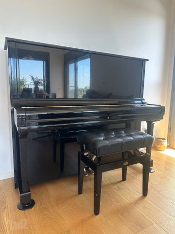YAMAHA U3 ימאהה