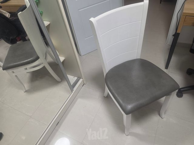 כסאות