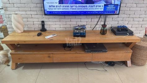 מזנון מעץ