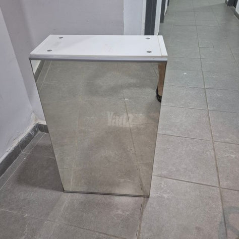 ארונית למיקלחת