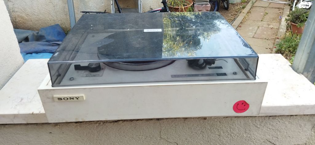 פטיפון SONY