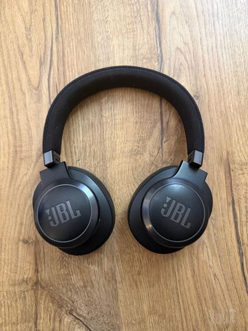 אוזניות JBL Live 660NC