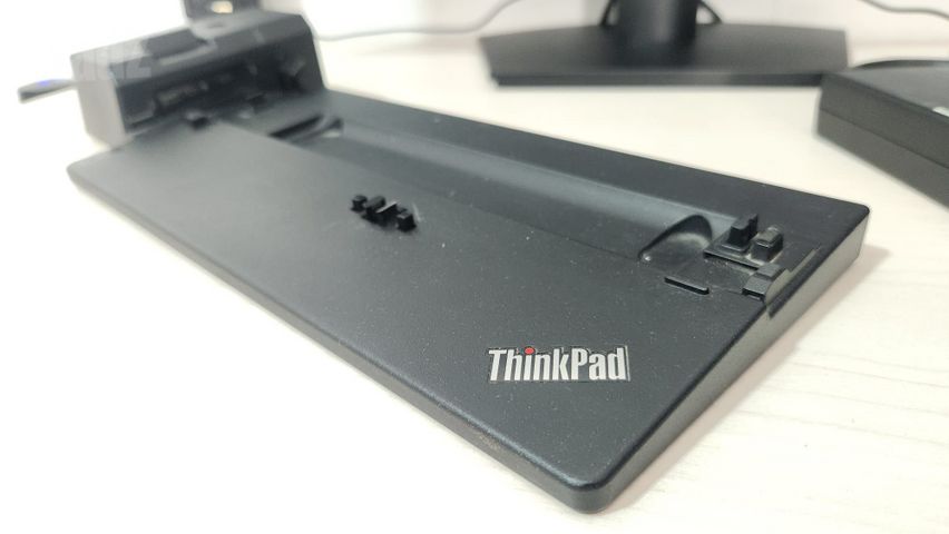 Lenovo 40AJ0135IS תחנת עגינה