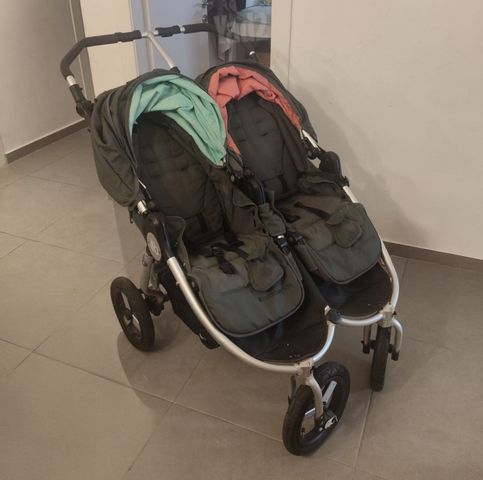 עגלת תאומים Bumbleride