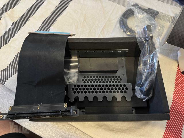 PCIE Vertical Bracket Cablemod