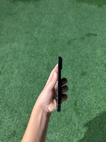 ‏iPhone 14