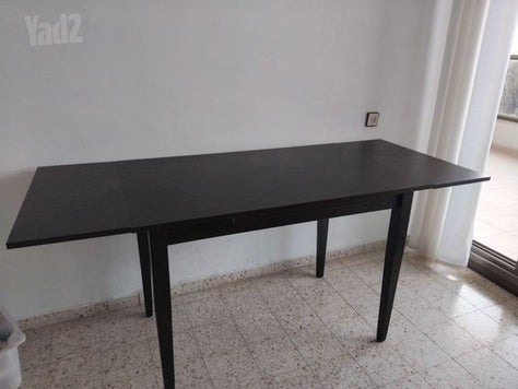 שולחן