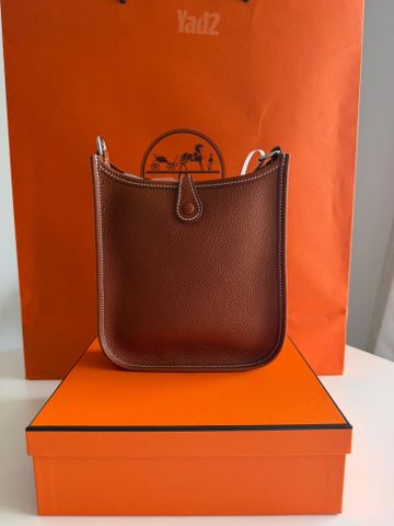 Hermès Evelyne 16 TPMת