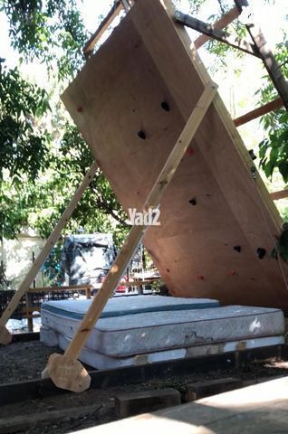 קיר טיפוס 4*3 מתכוונן חשמלית