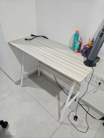 שולחן מחשב