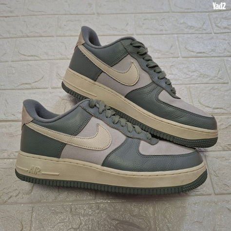 נעלי  Nike Air Force 1 '07 LX