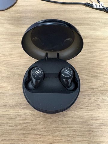 אוזניות JBL