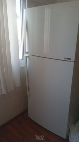 מקרר LG לבן Smart Inverter