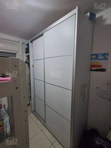 ארון הזזה