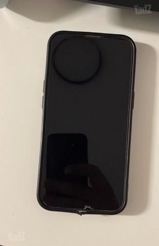 ‏iPhone