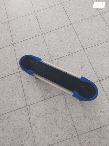 סקייטבורד יפה כחדש